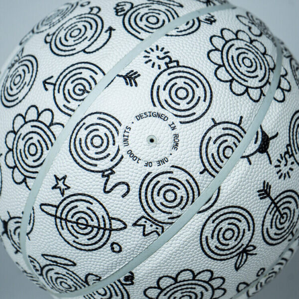 White Doodle - immagine 4